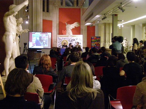 Argazkia: Sexu bidezko gaixotasunei buruzko topaketaren partaideak 