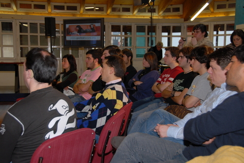 Foto: Vista panor�mica de los participantes del acto 