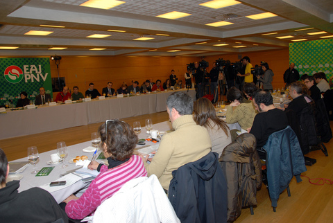 Argazkia: Prentsaurrekoaren une bat 